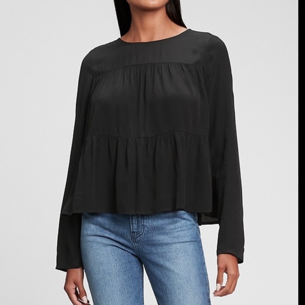 GAP Tiered Long Sleeve Black Babydoll Top